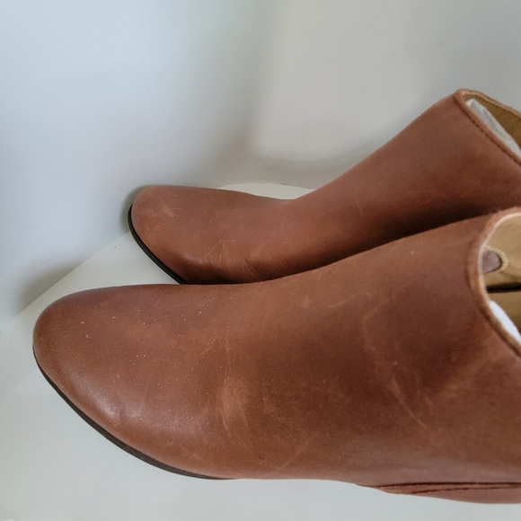 LUCKY Brand Womens Barstyn Leather Bootie - Picture 2 of 7